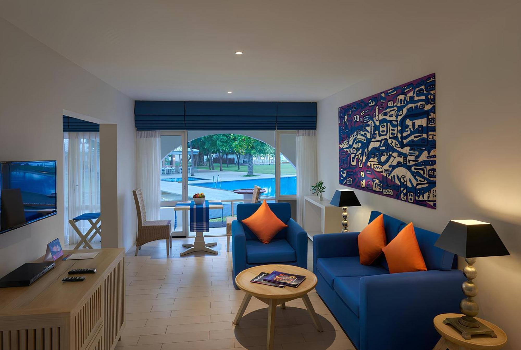 Trinco Blu By Cinnamon Trincomalee Exterior photo
